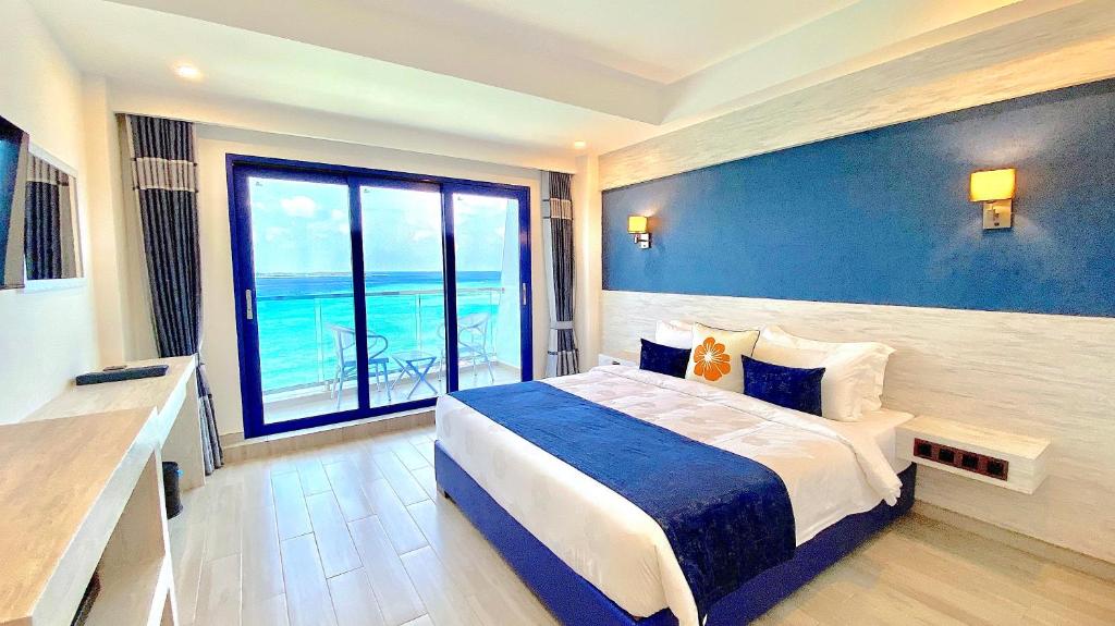 Kaani Palm Beach-1